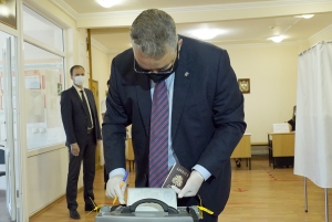 Губернатор Ставрополья проголосовал за поправки в Конституцию РФ