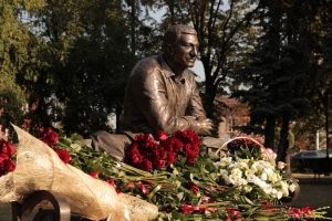 В Ставрополе открыт памятник Андрею Джатдоеву