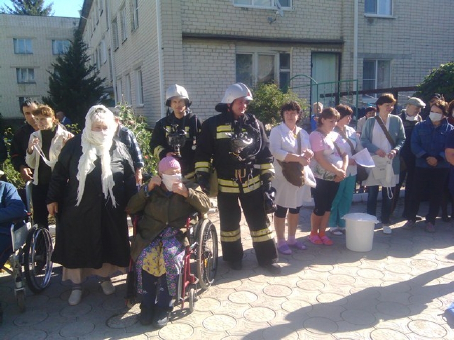 Из геронтологического центра Ставрополя спешно эвакуировали жильцов
