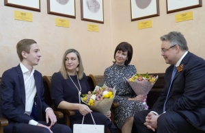 Губернатор Ставрополья встретился с победителями конкурса на лучший антинаркотический ролик