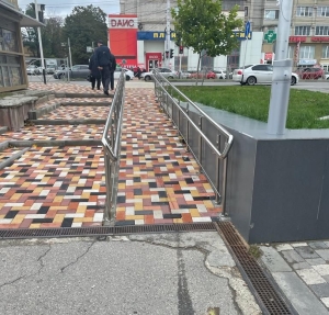 В Ставрополе 24 участка улиц сделали доступными для маломобильных людей