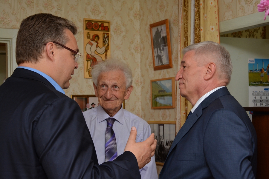В Ставрополе 90-летие отметил человек-легенда
