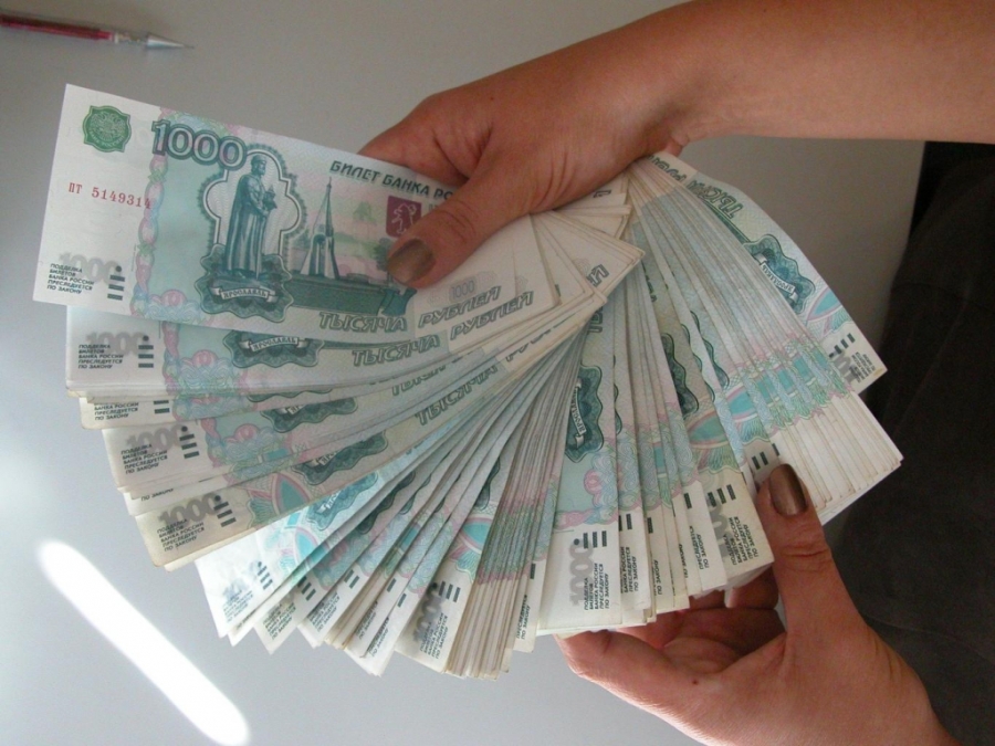 На Ставрополье сотрудница банка погасила свой кредит за чужой счет