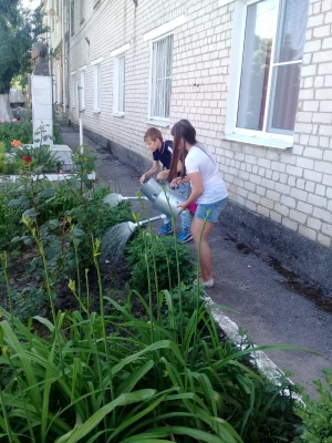 В Ставрополе подростки смогли летом отдохнуть и поработать
