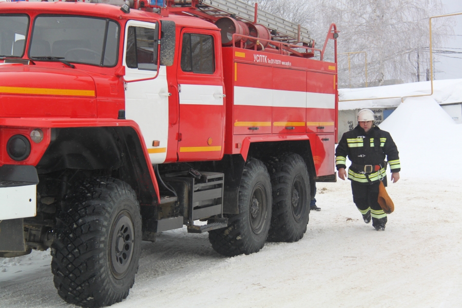 На Ставрополье женщина и двое детей пострадали при пожаре