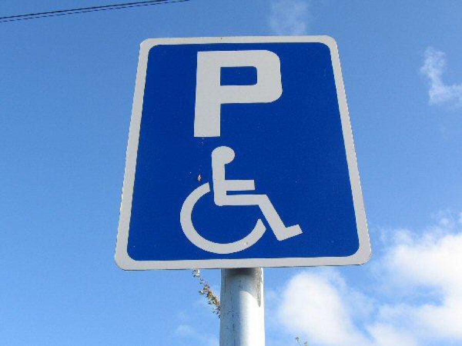 В Ставрополе «оккупантов» парковок для инвалидов будут наказывать