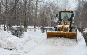 Более ста единиц техники вышло на уборку Ставрополя от снега