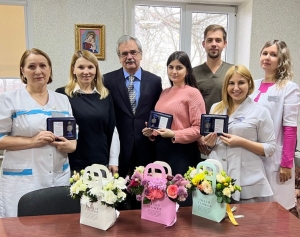Ставропольские медики награждены медалями «За самоотверженность и профессионализм»