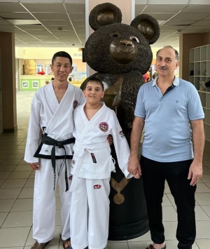 Ставропольская семья завоевала «золото» на адаптивных соревнованиях по тхэквондо